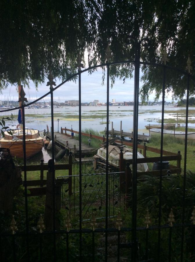 Harbourside Studio Apartment Poole Hamworthy Bh15 外观 照片